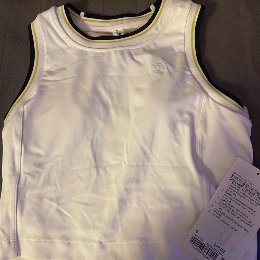 Women’s Scoop-Neck Tennis Tank